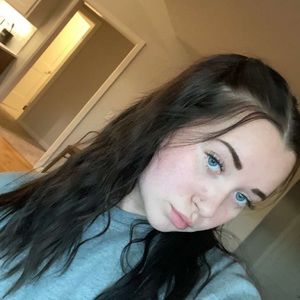 Meet your Posher, Maddie